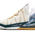 NIKE LEBRON 18 "Reflections Flip"