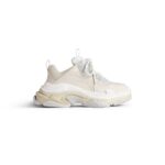 Triple S Sneaker in off white double foam and mesh