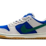 NIKE DUNK LOW SB "Hyper Royal Malachite"